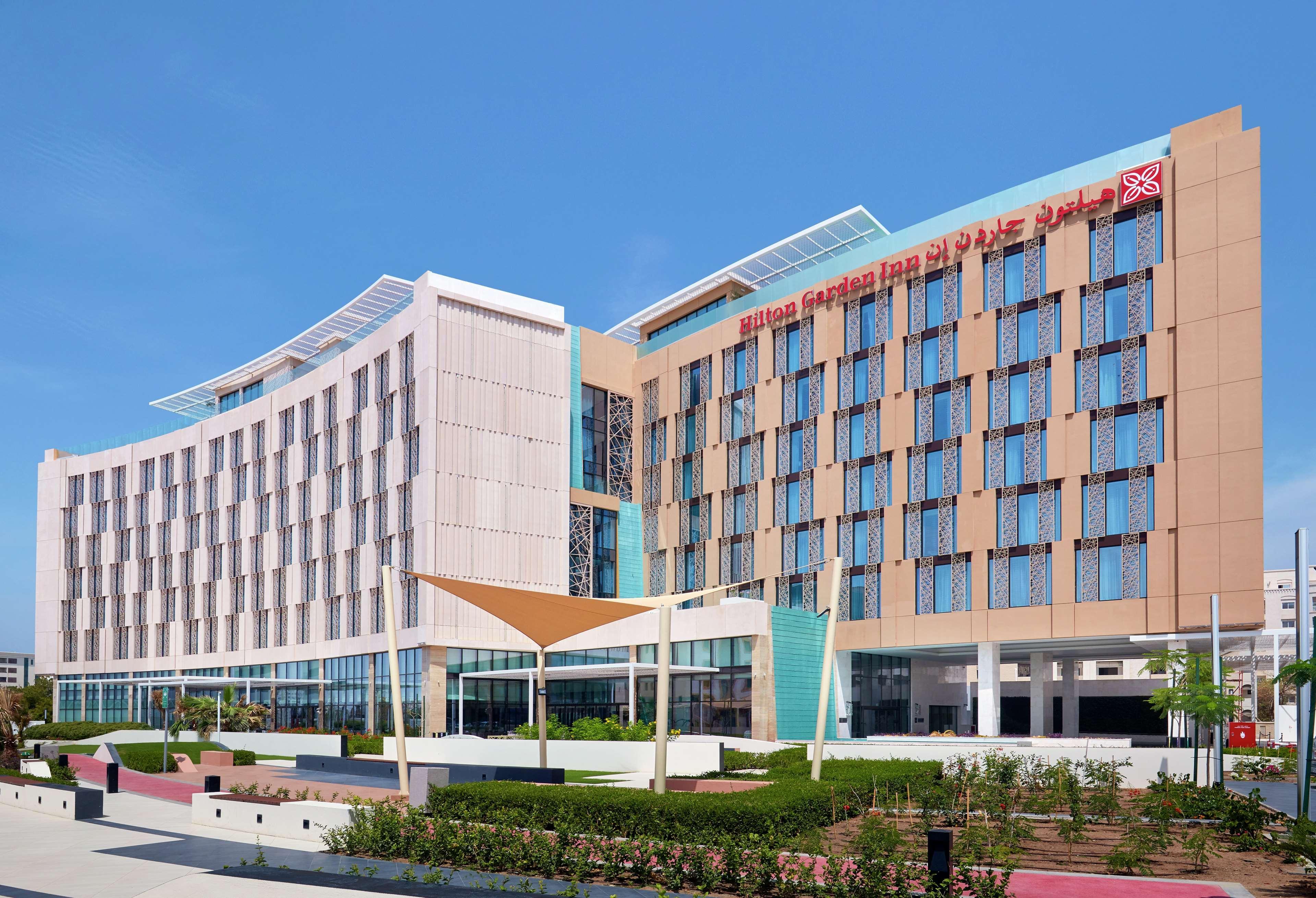 Hilton Garden Inn Muscat Al Khuwair Bagian luar foto